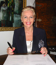 Dr. Richarda Russ